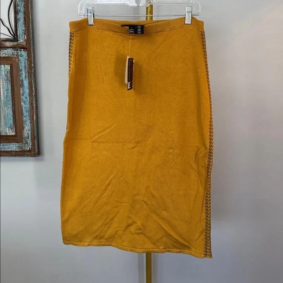Antthony Mustard Knit cardigan with matching skirt NWT L - Picture 5 of 15